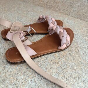 Aldo flat buckle sandals